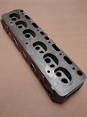 Diamler EL24 Cylinder Head Cast Iron Casting